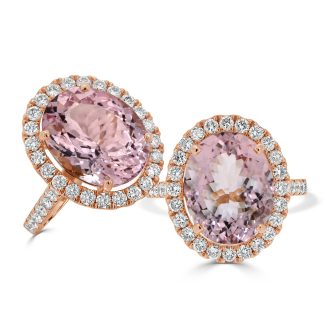 Oval Morganite with round diamonds ringOval Morganite with round diamonds ring