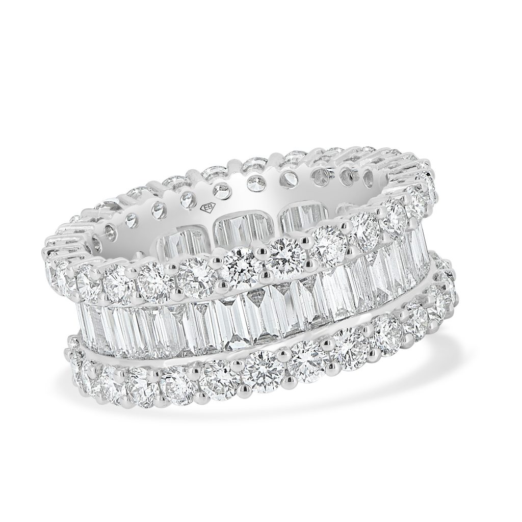 Baguette and Round Diamond Wedding Band