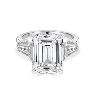 LUANA TRYLOGYEmerald Diamond Engagement Ring Trilogy