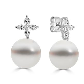Pearl Studs With Four MarquisePearl and diamond pendant