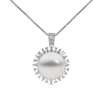 South Sea Pearl With Round Diamonds And BaguettePearl and Diamond Pendant