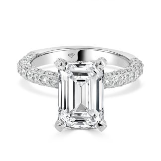 Emerald Cut Diamond 3.70 Ctemerald cut diamond set in platinum