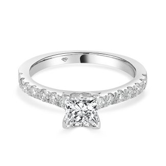 Princess Cut Engagement Ring 0.62 CtPrincess cut diamond ring