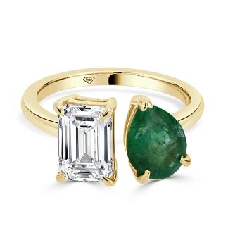 18kt Yellow Gold Toi et Moi Ring Emerald and DiamondYellow Gold Toi et Moi Ring