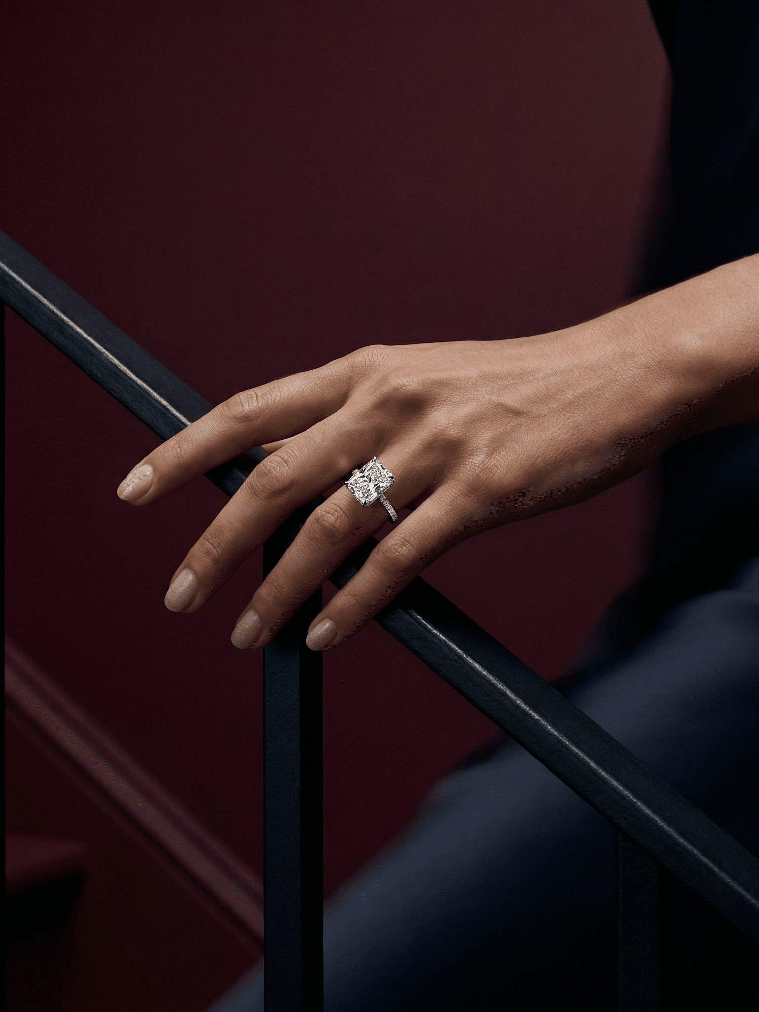 18ct White Gold Round Cut Engagement Rin…