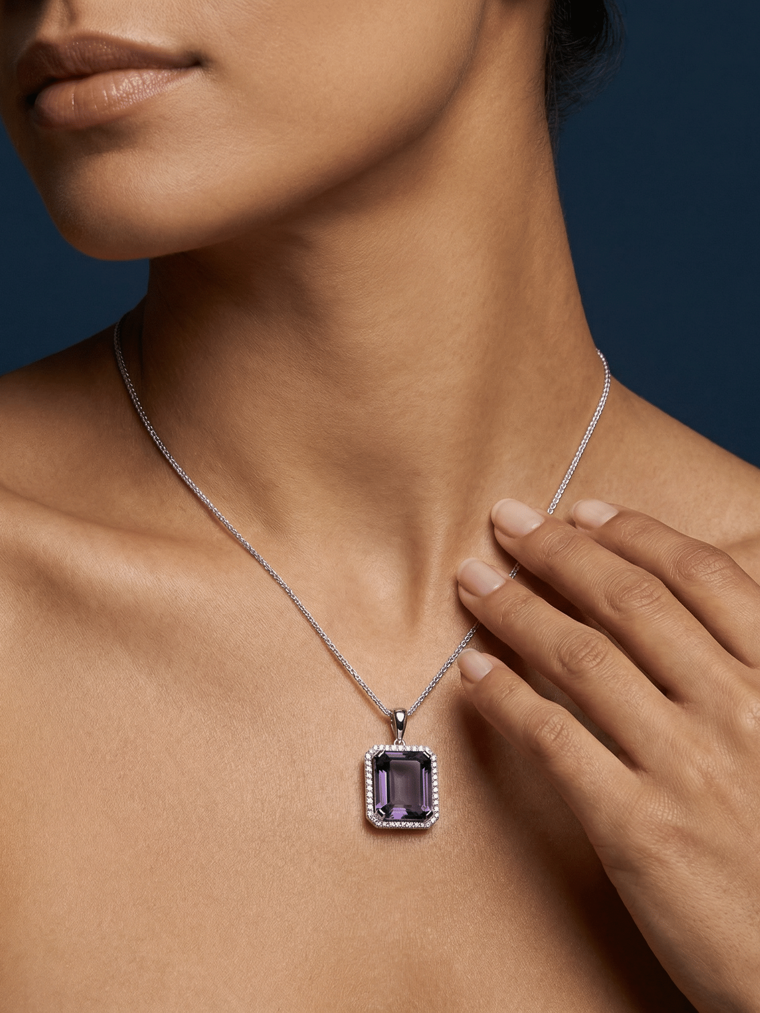 Oval Shaped Amethyst Pendant with Diamon…