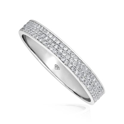 Round Diamond Wedding Band in Gold
