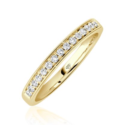 Round Diamond Wedding Band in Gold