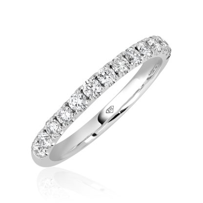 Round Diamond Wedding Band in Gold