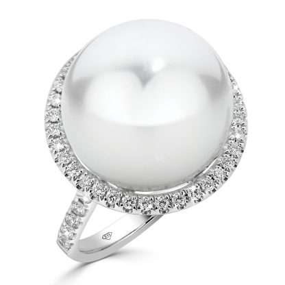 Pearl Single Halo Set Claws Setting