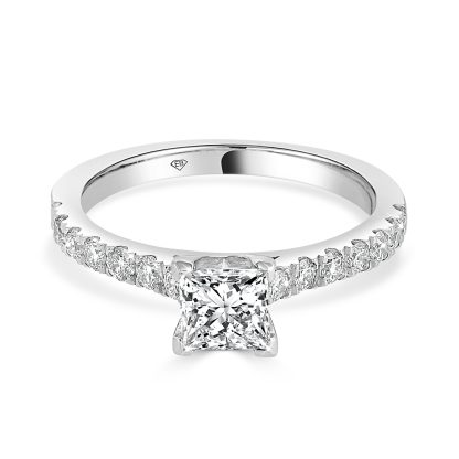 Princess cut diamond ring