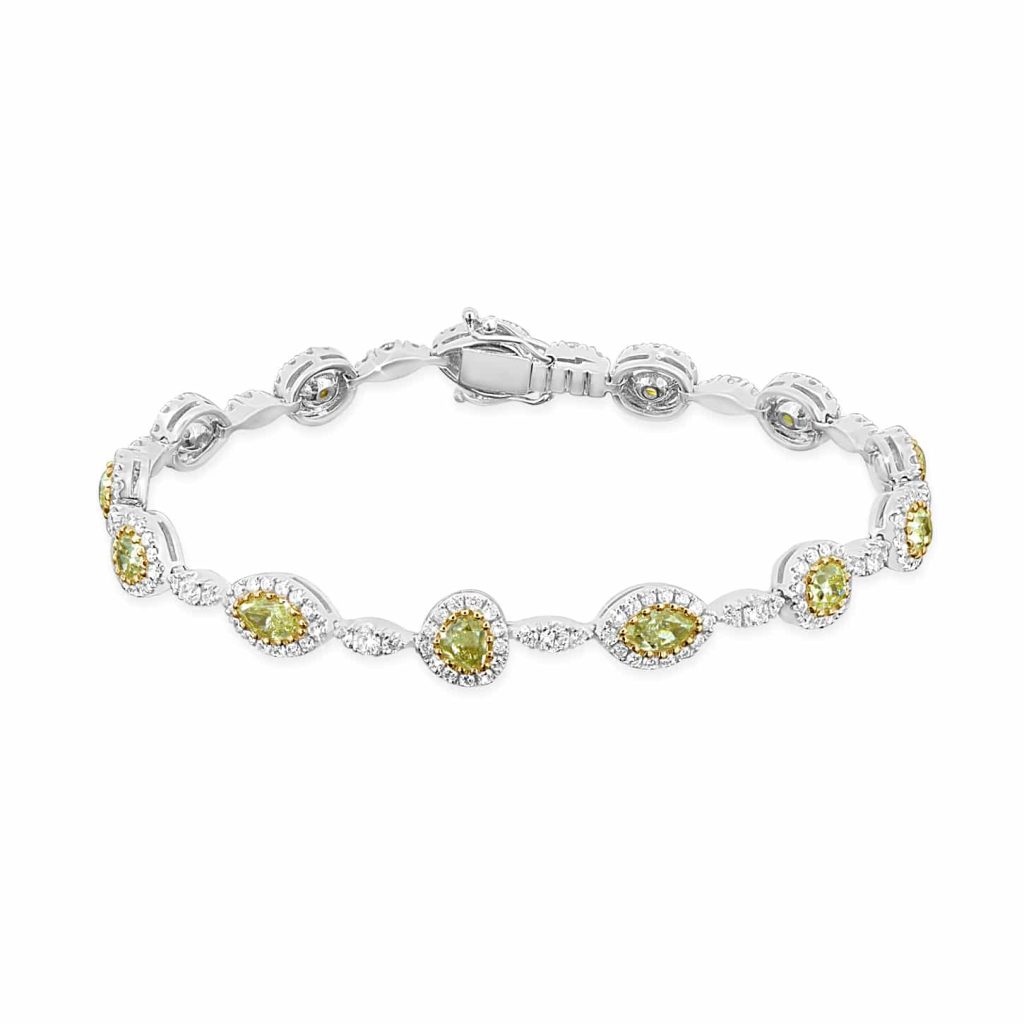Luxury natural diamond bracelet with fancy yellow stones