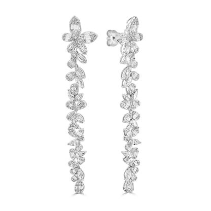 Diamond drop earrings in white gold