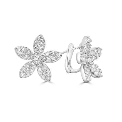 White gold earrings with diamond petals