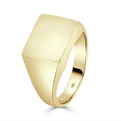 Gold men’s signet ring