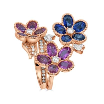 Oval cut diamond engagement ring in rose gold