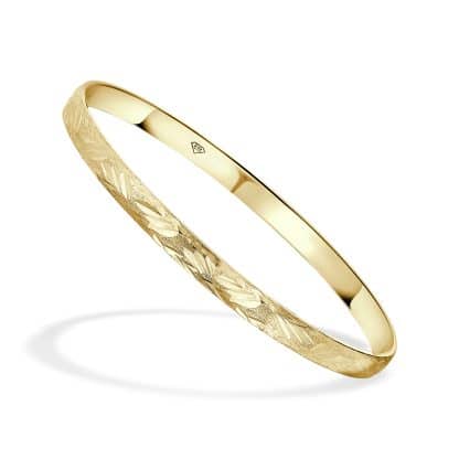 9kt yellow gold bangle